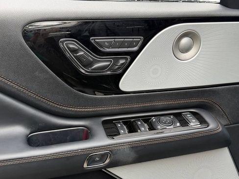 New 2026 Lincoln Aviator Black Label w/ Dynamic Handling Package AWD/4WD image 22