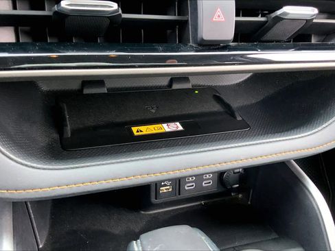 Used 2023 Toyota Highlander Bronze Edition image 33