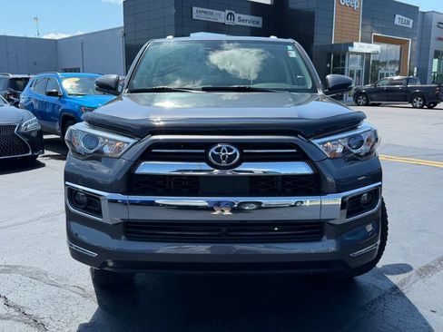 Used 2022 Toyota 4Runner Limited AWD/4WD image 2
