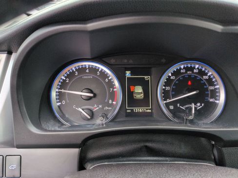 Used 2017 Toyota Highlander SE AWD/4WD image 15