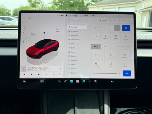 Used 2025 Tesla Model 3 Long Range AWD/4WD image 19