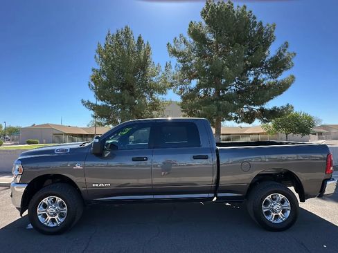 Used 2024 RAM 2500 Big Horn w/ Level 2 Equipment Group AWD/4WD image 1