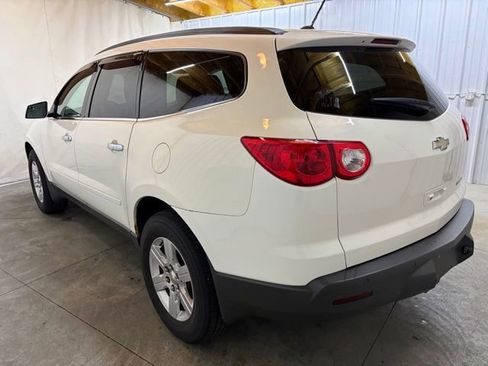 Used 2012 Chevrolet Traverse LT FWD image 8