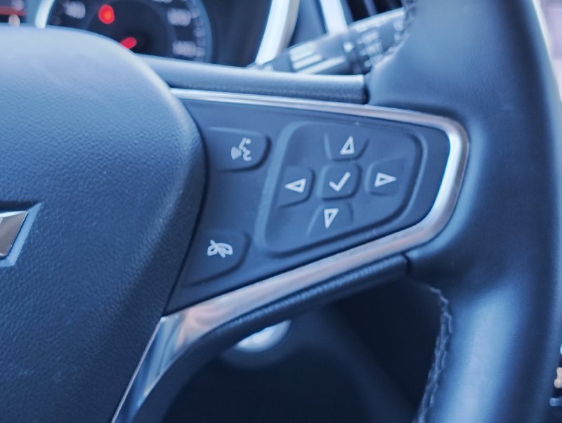 Used 2024 Chevrolet Equinox LT AWD/4WD image 30