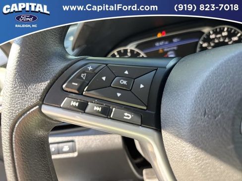 Used 2025 Nissan Altima 2.5 SV AWD/4WD image 22