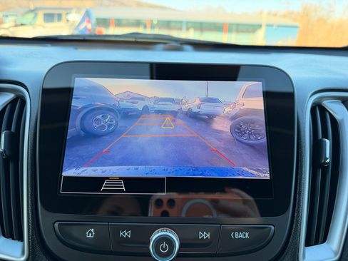 Used 2025 Chevrolet Malibu LT image 29