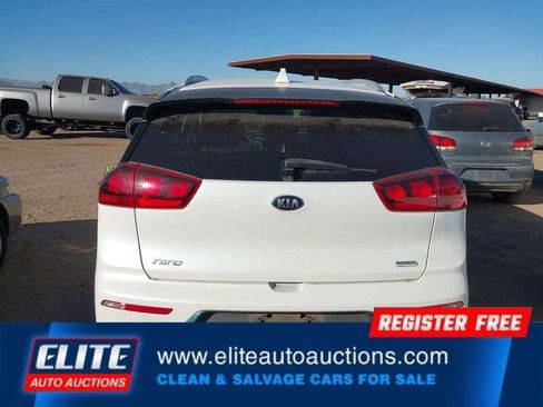 Used 2019 Kia Niro LX image 33