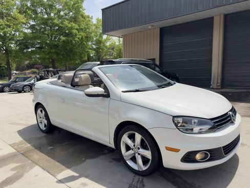 Used 2012 Volkswagen Eos Lux image 28