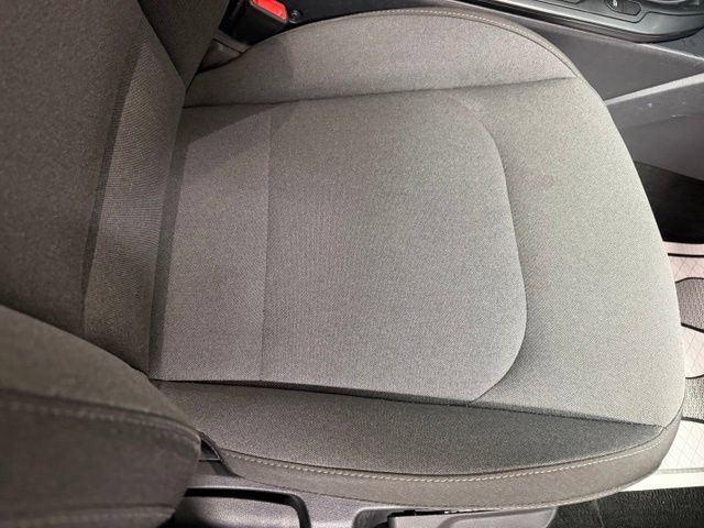 Used 2025 Kia K4 FWD image 26