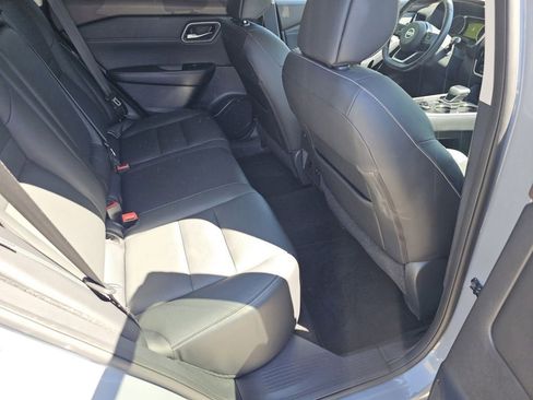 Used 2021 Nissan Rogue SL AWD/4WD image 5