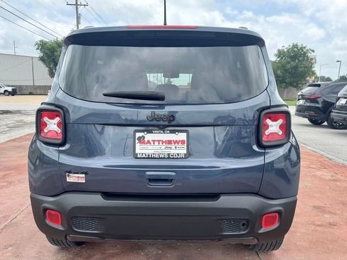 Used 2022 Jeep Renegade Altitude w/ Sun/Sound Group AWD/4WD image 6