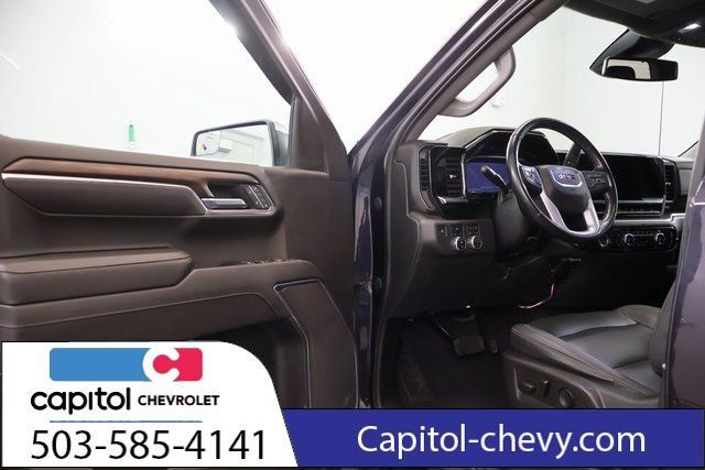 Used 2022 GMC Sierra 1500 SLT AWD/4WD image 9