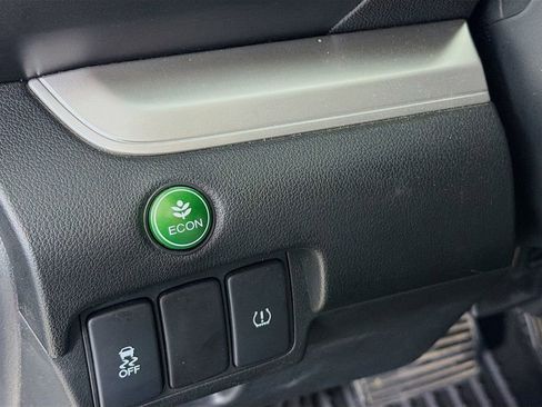 Used 2016 Honda CR-V LX image 10