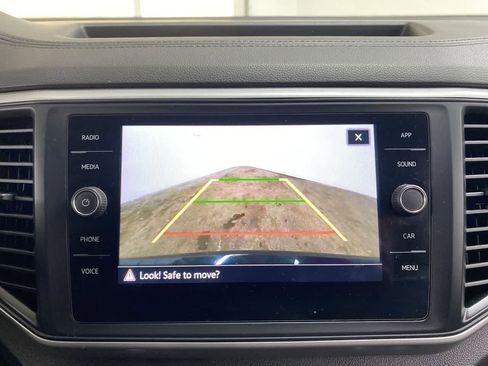 Used 2021 Volkswagen Atlas SE image 26