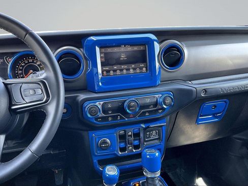 Used 2022 Jeep Wrangler Unlimited Sport AWD/4WD image 7