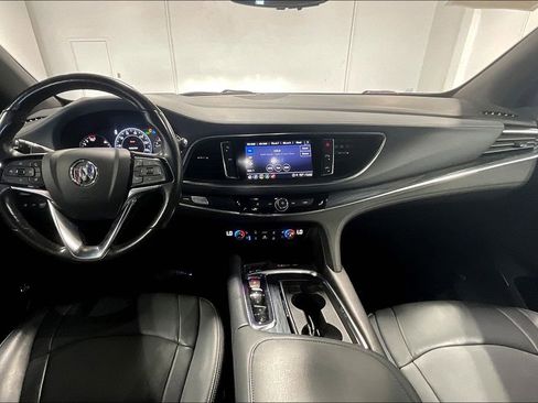 Used 2023 Buick Enclave Premium AWD/4WD image 18