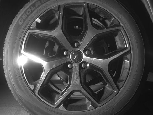 Used 2025 Jeep Compass Limited image 15