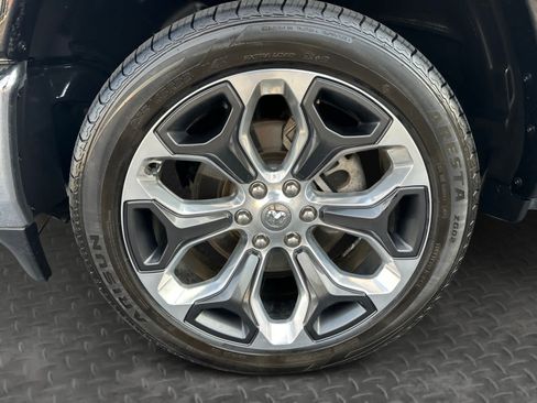 Used 2023 RAM 1500 Limited AWD/4WD image 10