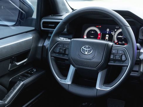 Certified 2024 Toyota Tacoma TRD Off-Road image 27