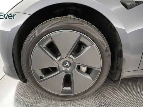 Used 2023 Tesla Model 3 Standard Range RWD image 9