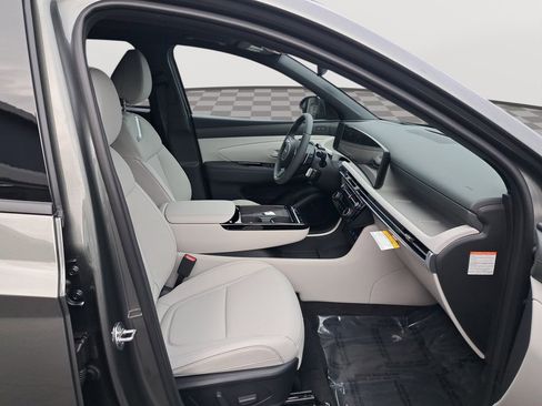 New 2026 Hyundai Tucson Limited image 18