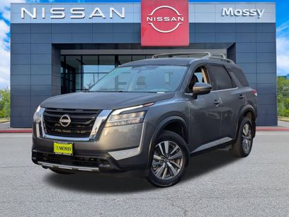 Certified 2024 Nissan Pathfinder SL