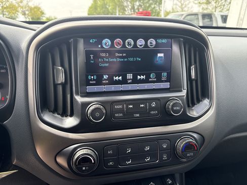 Used 2018 Chevrolet Colorado Z71 AWD/4WD image 22