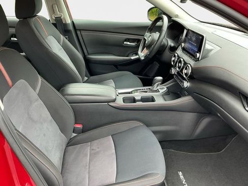Used 2022 Nissan Sentra SR w/ Electronics Package FWD image 16