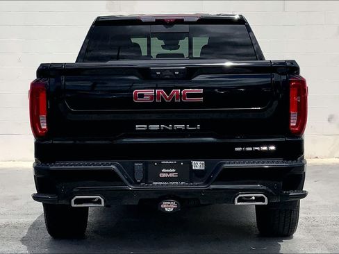 Used 2026 GMC Sierra 1500 Denali w/ Technology Package AWD/4WD image 5