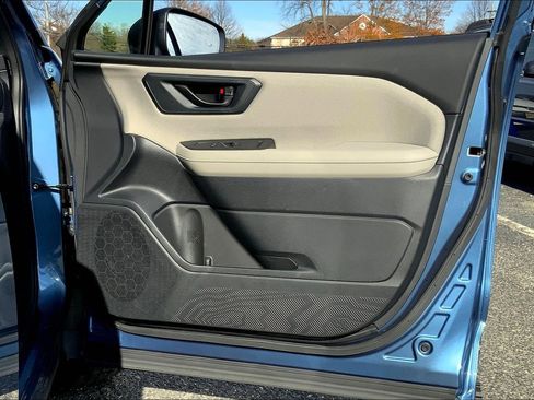 Certified 2025 Subaru Forester w/ Convenience Package #1 image 20