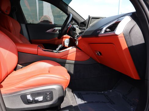 Used 2024 BMW XM AWD/4WD image 32