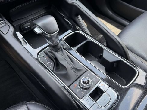 Used 2025 Kia Telluride S AWD/4WD image 6