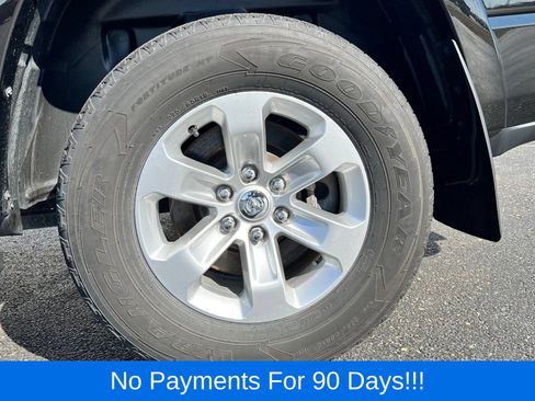 Used 2022 RAM 1500 Laramie AWD/4WD image 37