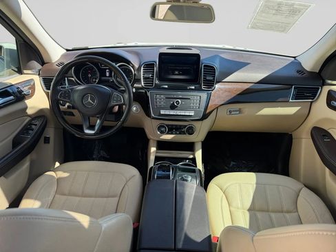 Used 2018 Mercedes-Benz GLE 350 GLE 350 Sport Utility 4D image 19