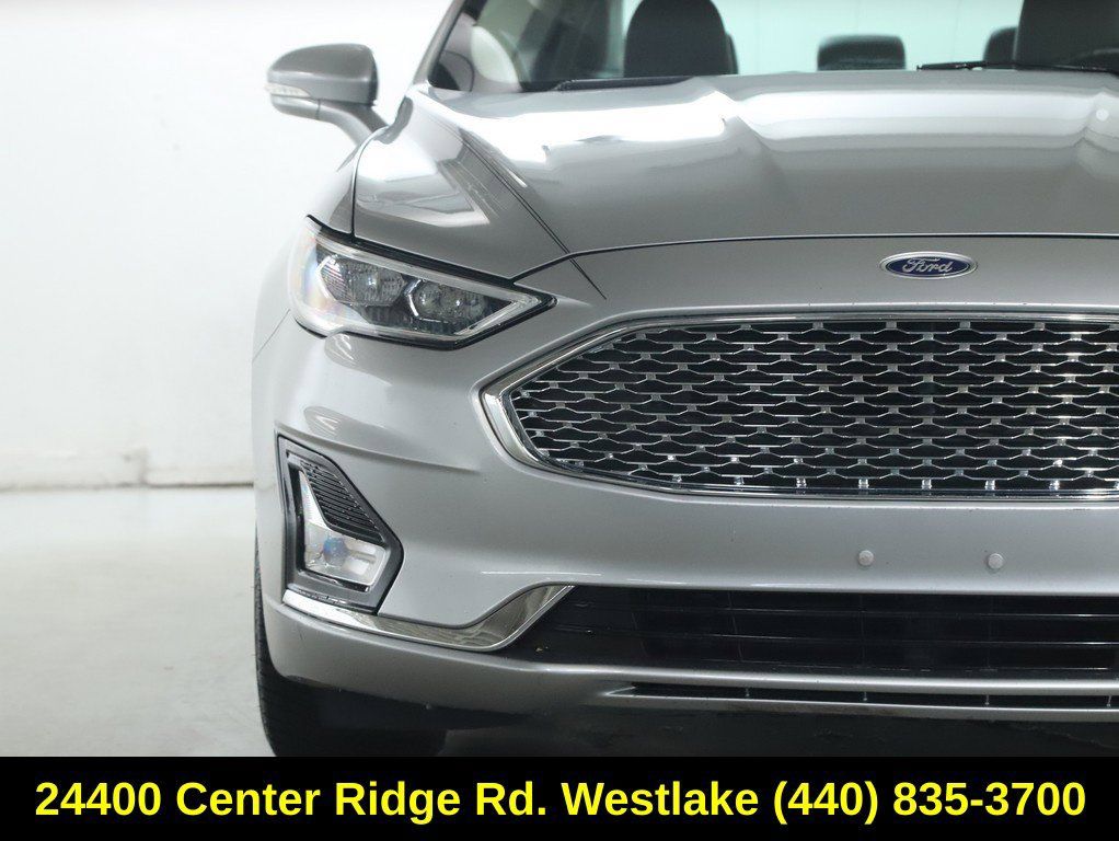 Used 2020 Ford Fusion Titanium FWD image 7