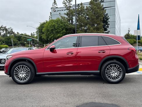 New 2025 Mercedes-Benz GLC 300 4MATIC image 6