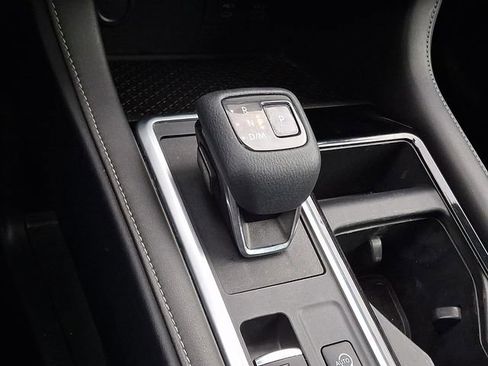 Used 2022 Nissan Pathfinder SV w/ SV Premium Package image 15