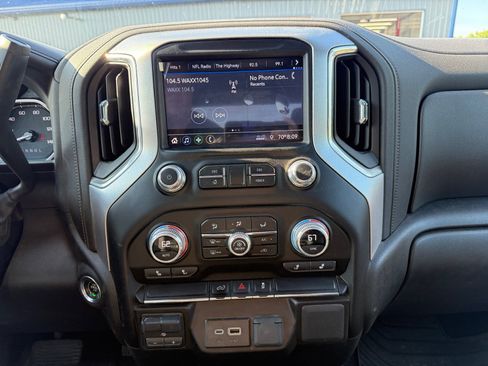 Used 2023 GMC Sierra 2500 SLE w/ SLE Convenience Package AWD/4WD image 18