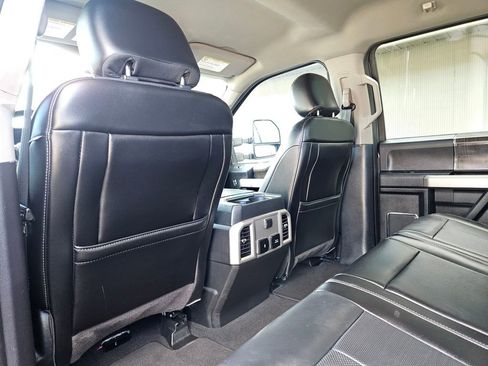 Used 2020 Ford F250 Lariat w/ Lariat Value Package image 32