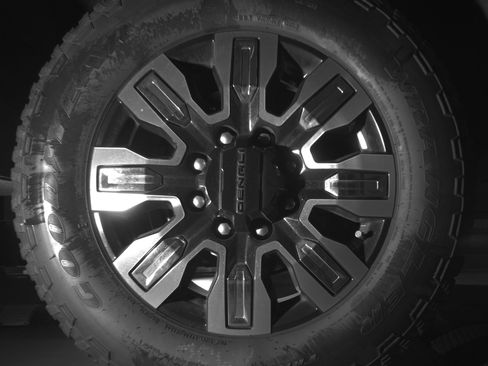 Used 2024 GMC Sierra 2500 Denali w/ Denali Reserve Package AWD/4WD image 10