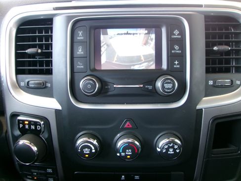 Used 2024 RAM 1500 Classic SLT AWD/4WD image 16