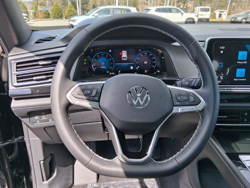 New 2026 Volkswagen Atlas Cross Sport SEL AWD/4WD image 44