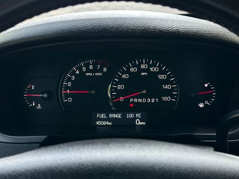 Used 2006 Cadillac DTS FWD image 36