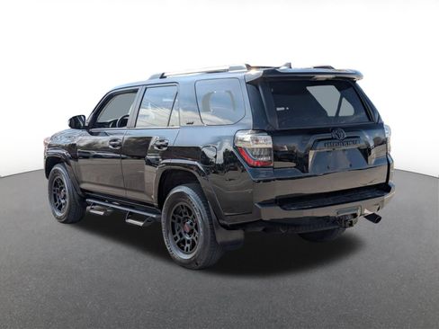 Used 2023 Toyota 4Runner SR5 Premium w/ Moonroof Package image 4