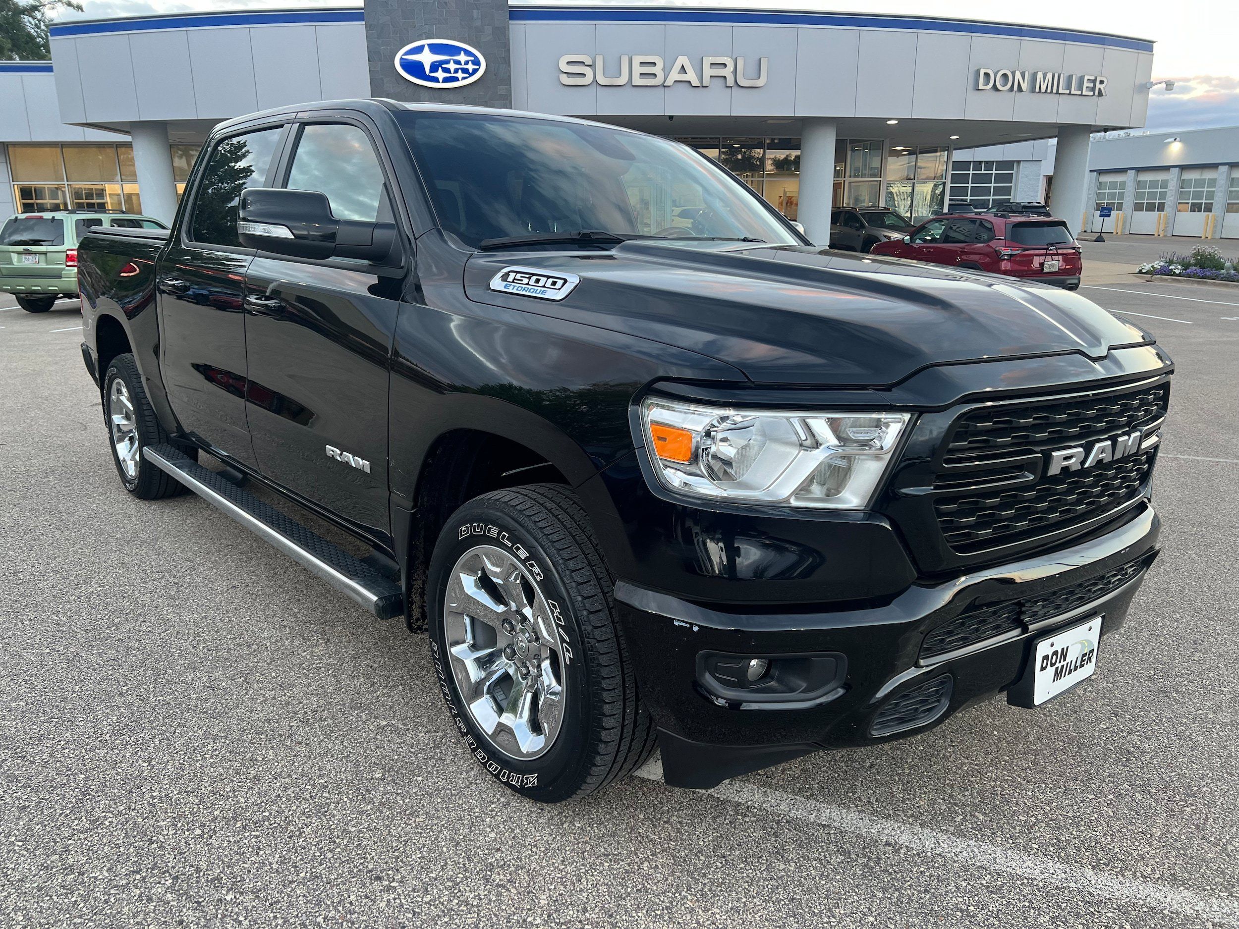 Used 2022 RAM 1500 Big Horn AWD/4WD image 1