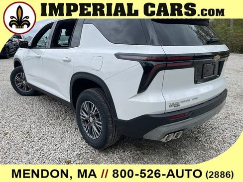 New 2026 Chevrolet Traverse LT w/ LPO, Floor Liner Package AWD/4WD image 9