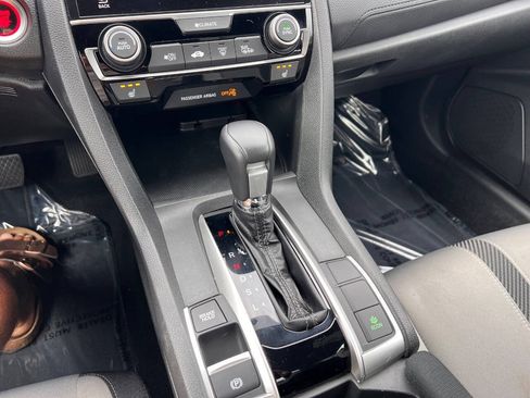 Used 2018 Honda Civic EX-T image 17
