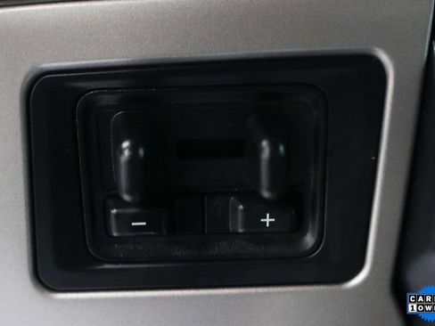 Used 2022 Ford F350 Lariat w/ Black Appearance Package image 36