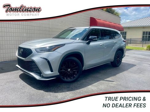Used 2025 Toyota Highlander XSE AWD/4WD image 1
