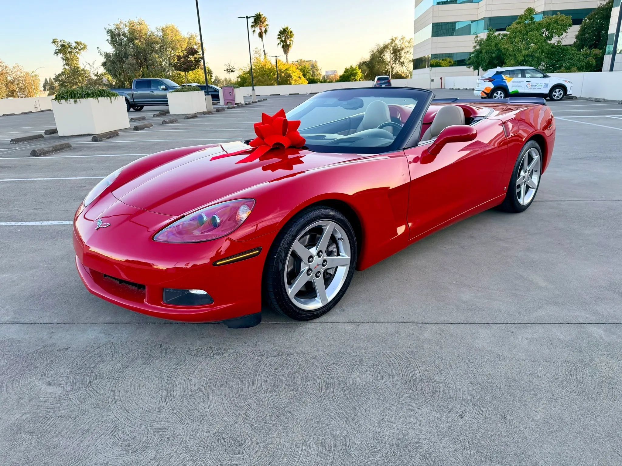 Used 2006 Chevrolet Corvette Convertible w/ Preferred Equipment Group RWD image 3